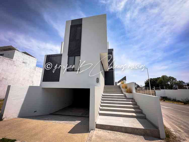 casa en venta avenida vuelo de las grullas las grullas tlajomulco de zuniga jalisco pLRAufQ